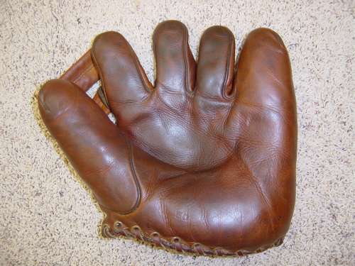 C.C. Peck Hamel Nokona G50 Front